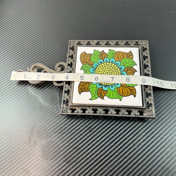 VTG Holt Howard Flower Tile Green Brown Metal Trivet 1970s Japan Ceramic Kitsch - Picture 13 of 15